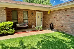 301 Bluebonnet St, Stephenville, TX 76401 - Photo 2