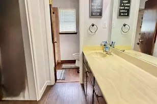 301 Bluebonnet St, Stephenville, TX 76401 - Photo 16