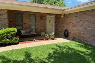 301 Bluebonnet St, Stephenville, TX 76401 - Photo 2