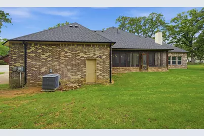 1107 Kiowa Drive E, Lake Kiowa, TX 76240 - Photo 36
