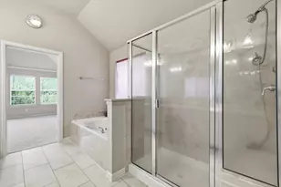 201 Fountainview Dr, Euless, TX 76039 - Photo 24