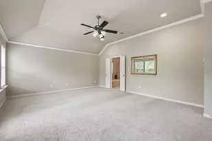 201 Fountainview Dr, Euless, TX 76039 - Photo 20
