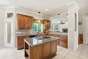 201 Fountainview Dr, Euless, TX 76039 - Photo 12