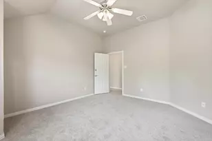 201 Fountainview Dr, Euless, TX 76039 - Photo 26