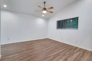 3940 Dalgreen Cir, Dallas, TX 75214 - Photo 18