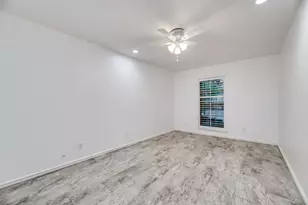 3940 Dalgreen Cir, Dallas, TX 75214 - Photo 20
