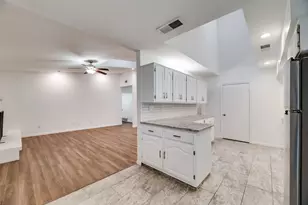 3940 Dalgreen Cir, Dallas, TX 75214 - Photo 12