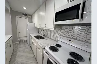 3626 Prescott Avenue #C, Dallas, TX 75219 - Photo 12