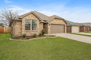 2213 Kaitlyn Dr, Weatherford, TX 76087 - Photo 1