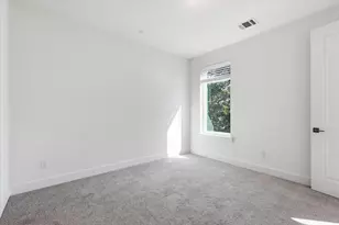 6017 Hudson St, Dallas, TX 75206 - Photo 32