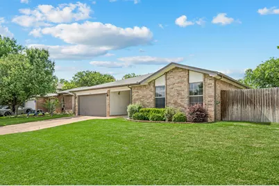 4924 Cedar Springs Drive, Fort Worth, TX 76179 - Photo 4