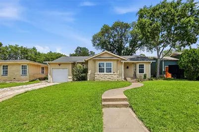 2313 Grandview Drive, Fort Worth, TX 76112 - Photo 2