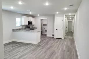 608 E 3rd St, Bonham, TX 75418 - Photo 1
