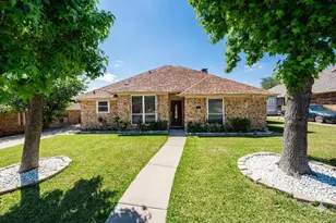 4925 Longwood Ct, Irving, TX 75038 - Photo 1