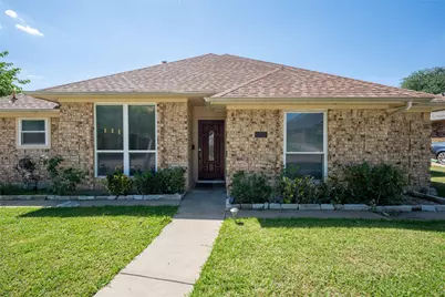 4925 Longwood Court, Irving, TX 75038 - Photo 2