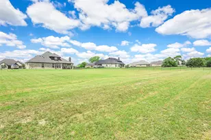451 Tristin Ln, Waxahachie, TX 75167 - Photo 32