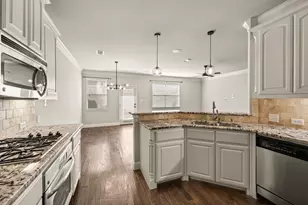 250 Churchill Loop, Grapevine, TX 76051 - Photo 16