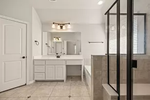 250 Churchill Loop, Grapevine, TX 76051 - Photo 24