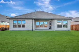 721 Shinnery Oak Wy, Waxahachie, TX 75165 - Photo 2
