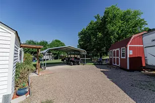 1103 E Old Chico Rd, Decatur, TX 76234 - Photo 20