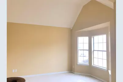 525 Salisbury Drive, Grand Prairie, TX 75052 - Photo 8
