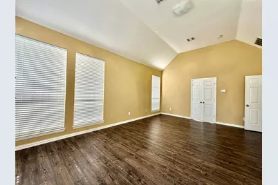 525 Salisbury Drive, Grand Prairie, TX 75052 - Photo 20