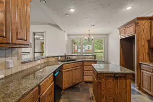 7230 Hunnington Dr, Sanger, TX 76266 - Photo 10