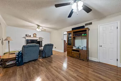 9547 Brookhollow Drive, Woodway, TX 76712 - Photo 10