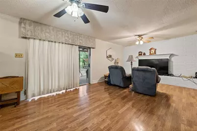 9547 Brookhollow Drive, Woodway, TX 76712 - Photo 8