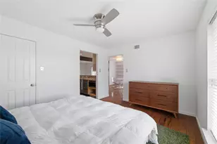 4837 Cedar Springs Rd, Dallas, TX 75219 - Photo 8