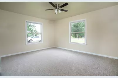 210 W Kansas Street, Van, TX 75790 - Photo 14