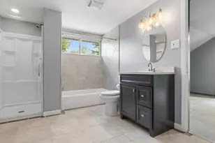 1109 Hadrian Ct, Irving, TX 75062 - Photo 32
