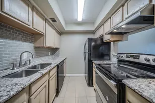 708 Baruna Cir, Garland, TX 75043 - Photo 6