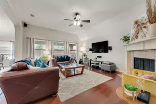 2723 Ponce De Leon, Grand Prairie, TX 75054 - Photo 18