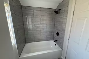 2402 S 20th St, Abilene, TX 79605 - Photo 6