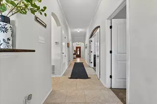 1328 Wysteria Ln, Burleson, TX 76028 - Photo 4