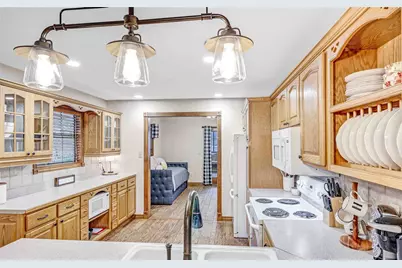 143 Winding Trail, Holly Lake Ranch, TX 75765 - Photo 10