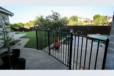 3748 Muirfield Drive, Carrollton, TX 75007 - Photo 14