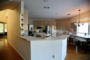 3748 Muirfield Dr, Carrollton, TX 75007 - Photo 12
