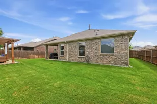 528 Pendennis Dr, Saginaw, TX 76131 - Photo 28