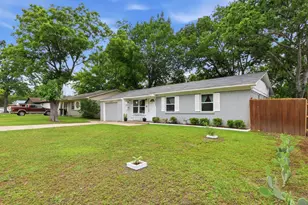 2219 Loyce Dr, Mesquite, TX 75149 - Photo 14