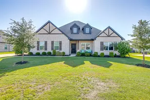 108 Treys Way, Godley, TX 76044 - Photo 2