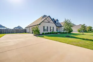 108 Treys Way, Godley, TX 76044 - Photo 40
