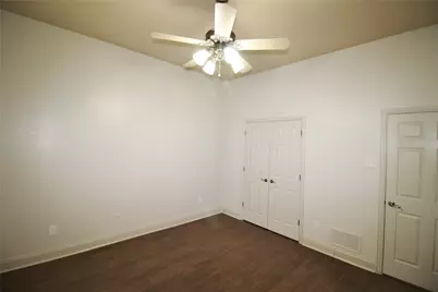 1803 Masters Drive, DeSoto, TX 75115 - Photo 20