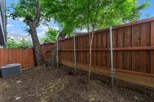 1914 California Dr, Dallas, TX 75204 - Photo 20