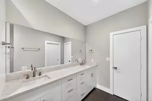 1914 California Dr, Dallas, TX 75204 - Photo 14