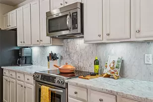 2305 Worthington St, Dallas, TX 75204 - Photo 6