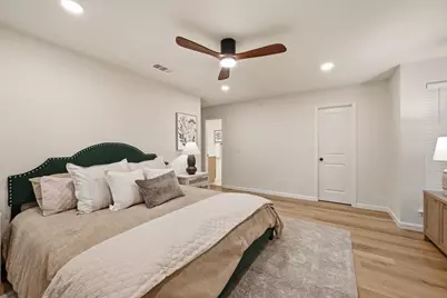 709 Thousand Oaks Drive, Hurst, TX 76054 - Photo 22