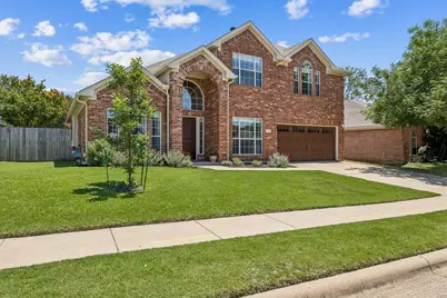 5787 Fawn Court, Haltom City, TX 76137 - Photo 4