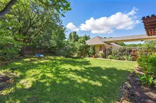 1805 Southwicke Dr, Flower Mound, TX 75022 - Photo 32